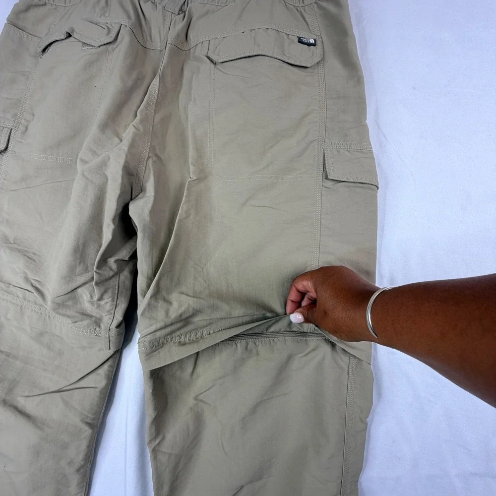 The North Face Mens Convertible Hiking Pants Khaki Tan Zip Off Cargo 40x30